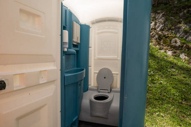 Best Best portable toilet rental  in Tukwila, WA